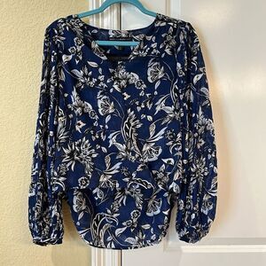 White House Black Market women’s floral faux wrap long sleeve top high low navy‎